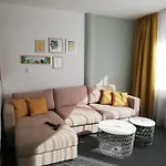 Mymara No3 *