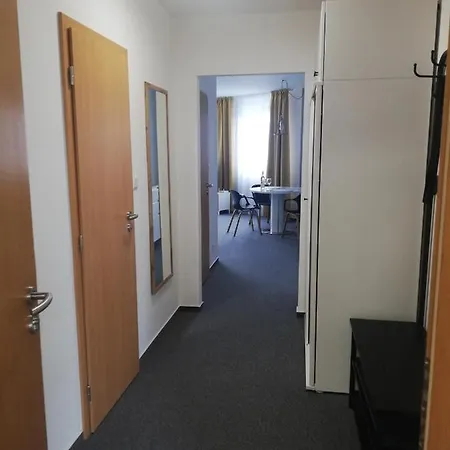 Apartman Mymara No3 *