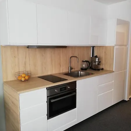 Mymara No3 * Bešeňová